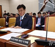 김태규 방통위원장 직무대행, 국회 과방위 불출석