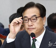 정진석 "김형석 관장 해임할 이유 없어…역사 관점은 매우 다양"