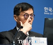 이창용 총재 "가계 부채, 부동산 구조적 문제 빠져…성찰 부족"