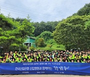 산업은행·농협중앙회, 사과농가 일손돕기 ‘구슬땀’