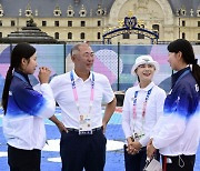 정의선 회장, 양궁대표팀 위해 '축하 만찬'…32억 포상도