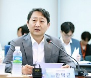 산업장관 “전기요금 인상한다… 폭염 지나고 시점 조정”