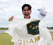 KPGA ‘2강’ 장유빈 김민규 뜨거운 대세 경쟁…  렉서스 마스터즈 초대 챔피언 도전