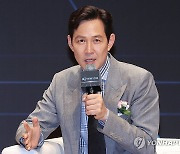 이정재 "해외서 K콘텐츠 관심 어느 때보다 높아…'오겜' 넘어 예능까지"