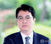 법사위, 김여사 오빠 등 8명 검찰총장 인사청문회 출석요구