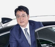 박지원 "심우정 후보자, 28억원어치 해외주식 매각하라" 요구