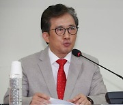 리일규 “김정은, 필요하면 500만명 빼고 다 죽일 사람”