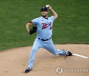 44세 '초베테랑' 리치, 44번 달고 빅리그 복귀...20시즌 째, MLB 최고령 선수