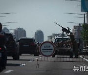 러, 이틀째 미사일·드론 공격…우크라 "F-16으로 격추"