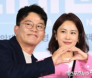 김준호♥김지민, 요란한 연애사…이제 '사랑' 말고 '결혼' 말할 때 [엑's 이슈]