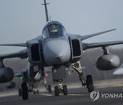 태국 공군, 美 F-16 대신 스웨덴 그리펜 전투기 추가 도입키로