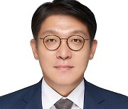 [단독] '현직 총선 출마 논란' 김상민 전 검사, 국정원장 특보로