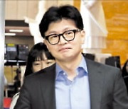 용산 "유예는 증원 말자는 것"…한동훈 "당은 민심 전달해야"