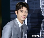 NCT, '성범죄 피소' 태일 손절…"동성 미성년 대상은 NO"→팬덤 분노 [종합]