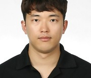 학생들 위해 익힌 심폐소생술로 시민 생명 구한 교사