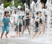 출근길 서울 24도 '선선'…한낮 체감온도 35도 '폭염'[오늘날씨]