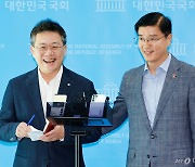 [속보]한동훈·이재명 회담..."의료대란 의제 합의 이르지 못해"