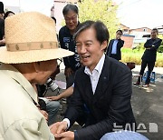 곡성 방문한 조국