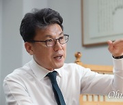 이재명과 각 세우고 안 잘린 진성준 "금투세 도입 진정성 봐달라"