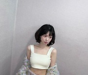 '100억대 집 거주' 이유비, 아기 같은 얼굴에 모델 같은 각선미 [★SHOT!]