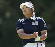 유해란, LPGA 신설 대회 첫날 1타차 공동 2위