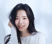 배우 김노진, 드라마 영화 무대까지···연극 ‘지도를 읽는 시간’ 주연 낙점