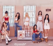 프로미스나인, ‘Supersonic’ 꾸준한 인기 비결은?···음방 4관왕, 벅스 주간차트 1위 이어 멜론서 28위까지 상승