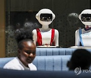 KENYA TECHNOLOGY ROBOTIC WAITERS