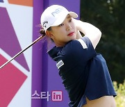 [포토]윤화영, '제13회 KG 레이디스 오픈' 2라운드 시작