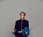 방탄소년단 지민 'WHO' 英차트 장기 흥행