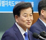 검찰, 오늘 정동영 소환…선거법 위반혐의 '여론조사 응답 유도'