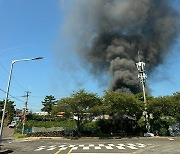 제주도 서귀포 감귤밭 창고서 불…2명 부상