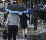 일·육아 병행 힘드네...워킹맘의 ‘한숨’