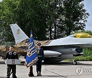 "미국, F-16 유지보수 인력 우크라 파견 방안 거부"…유럽이 떠맡을 듯