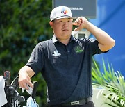 임성재, PGA 투어 챔피언십 2R 공동 10위… 선두와 13타차