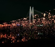 낙화놀이 아름답게 펼쳐지는 무주 반딧불 축제