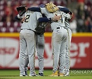 Brewers Reds Baseball