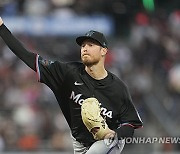 Marlins Giants Baseball