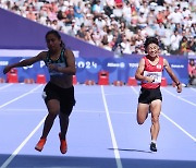 '47세 작은 거인' 전민재, 여자육상 200ｍ 5위 [패럴림픽]