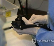 대장내시경 중 환자 장기 구멍 낸 70대 의사 유죄…“의무 다 안 해”