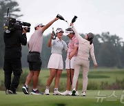 유해란, FM 챔피언십 제패…LPGA 통산 2승