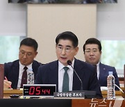 인사청문회 답변하는 국방장관 후보자