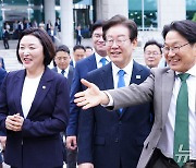 "광주형 일자리 '캐스퍼 전기차' 보러 가시죠"