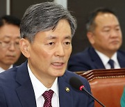 경찰청장 "보안 메신저, 방조 혐의 적용해 수사검토"