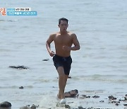 이준, 웃통 벗고 근육질 몸매 공개→속옷 노출…女 제작진 입틀막(1박2일)