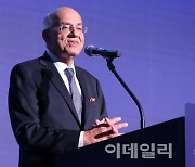 [포토]기조연설하는 마수드 아메드 글로벌개발센터 원장