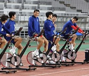 손흥민·이강인 등 홍명보호 합류…첫 완전체 전술 훈련