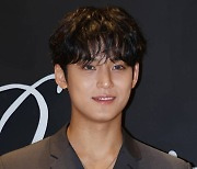 세븐틴 민규 비공식 사진 유출 파문…록시땅코리아 공식 사과