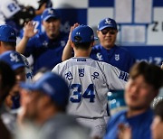 간절함이 통한 걸까, ‘홈런+호수비’ 전병우 “매 경기 마지막이란 생각으로…”