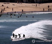 가장 더운 8월 보낸 호주…겨울 사라지며 기온 40도 넘기도